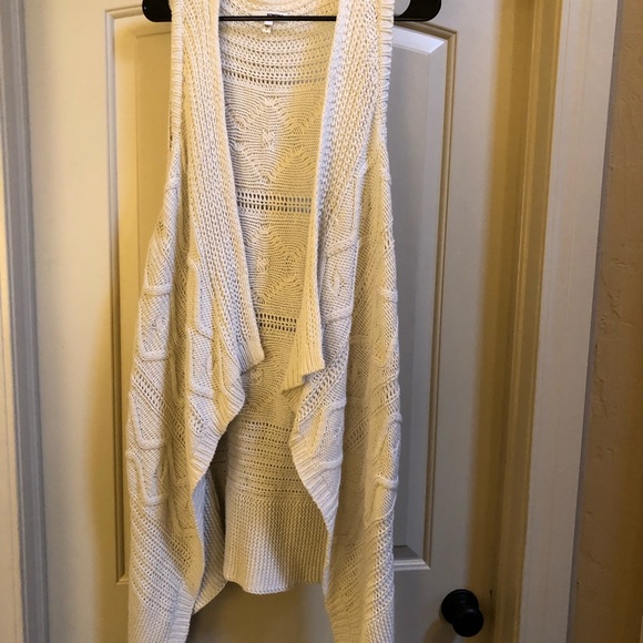 Creamed knitted long boho vest - Picture 6 of 6